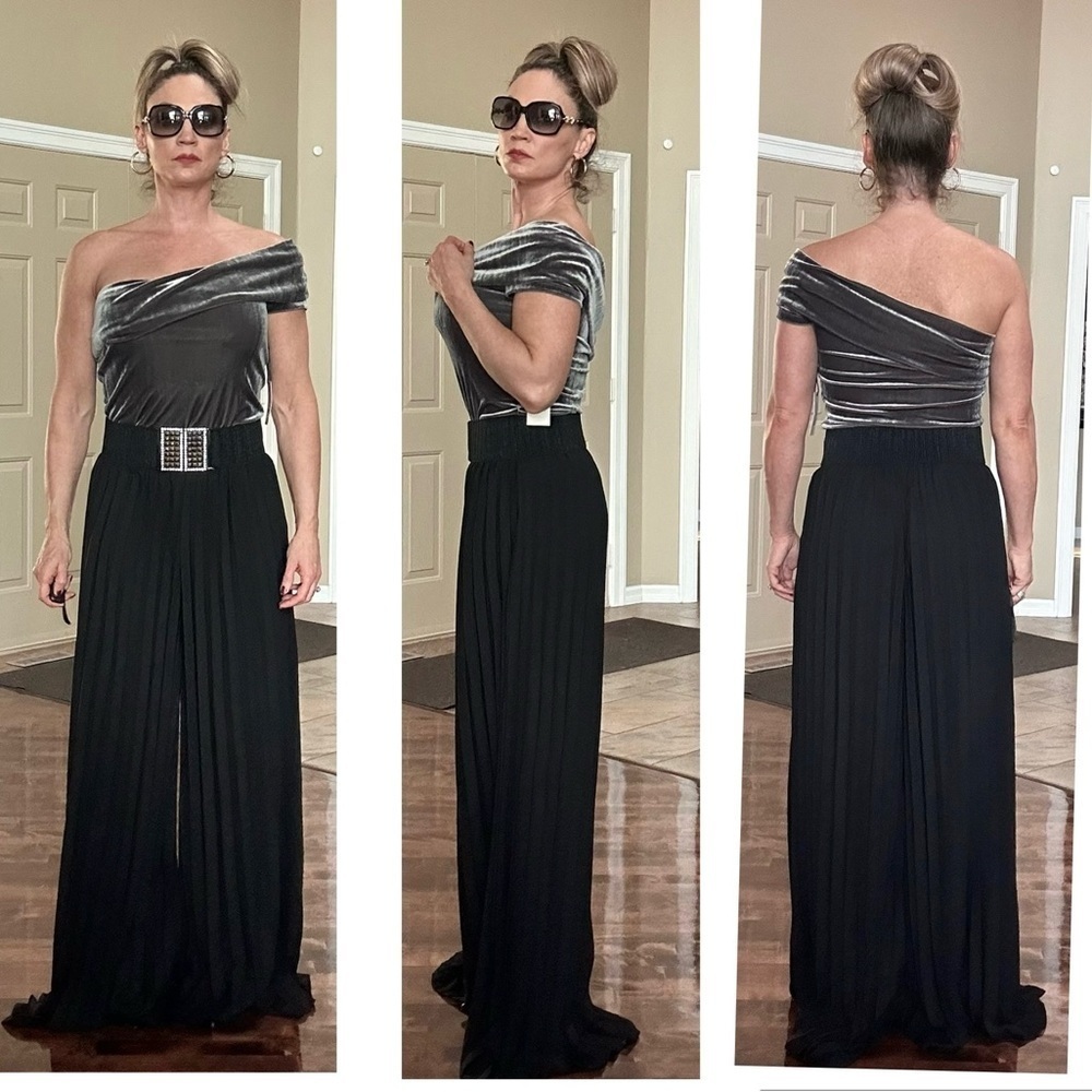 Zara Black pleated wide leg high waisted high-rise trouser dress pants Sz L